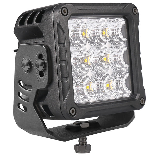 1852 dækslys 10-30Vdc, 45W Osram LED, flood, 3756lm